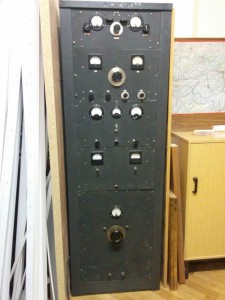 OE1ER's AM rig. It is not quite 2 meters tall and must weigh something like 100 kg. It is a serious rig.